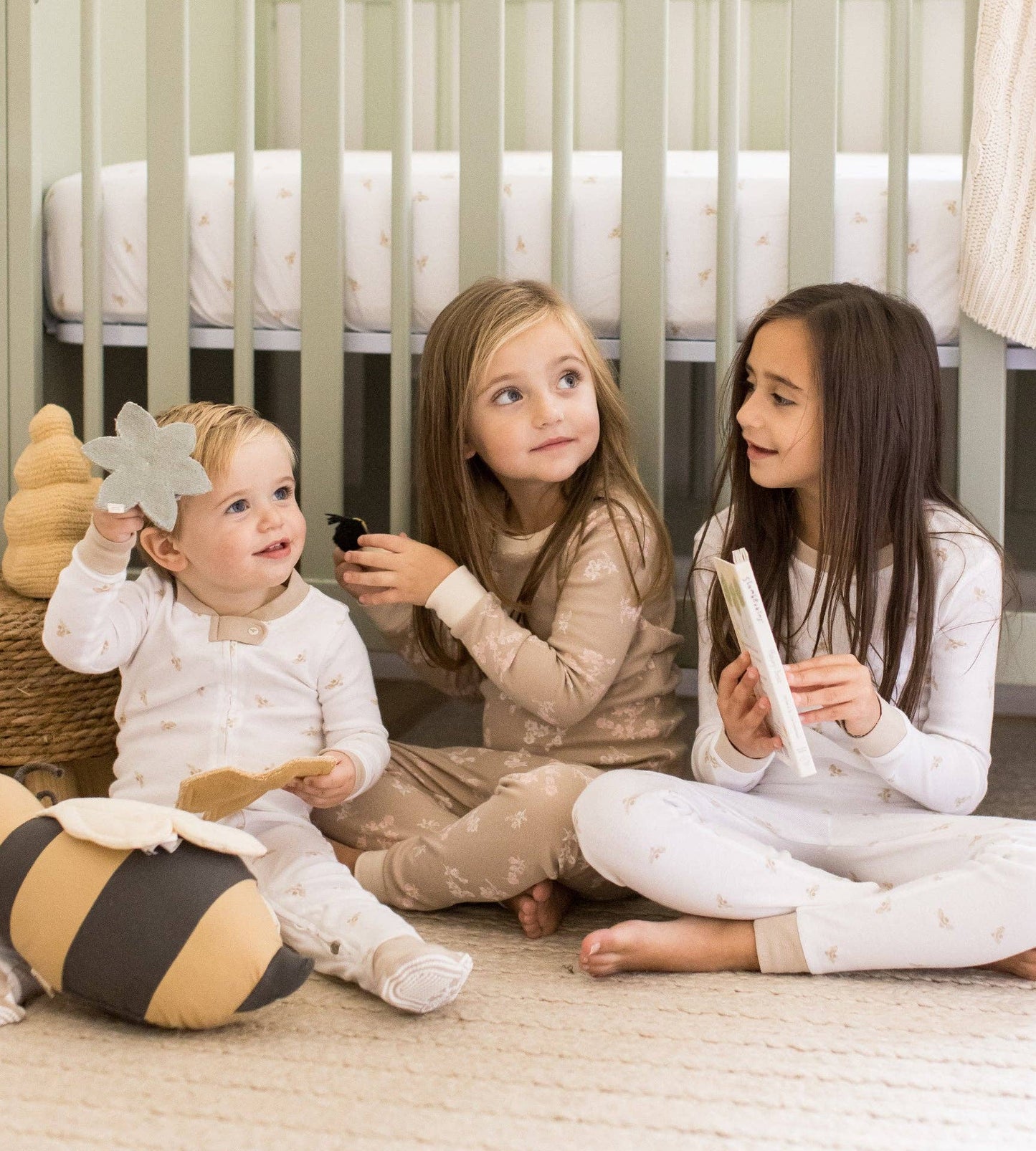 Whimsical Floral Organic Cotton Sleeper
: Hummus / 18 Months