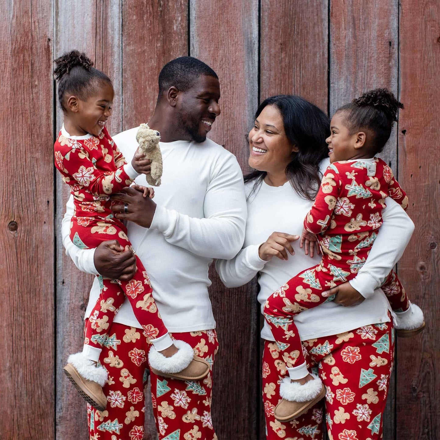 Gingerbread Bake Matching Family Pajamas
: 24M