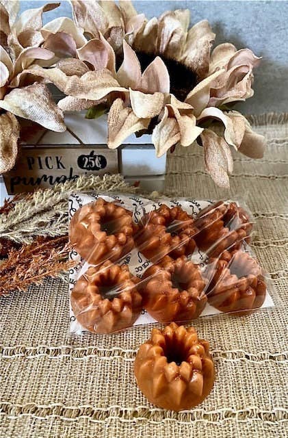 Pumpkin Spice Cake Wax Melts / Pumpkin Caramel Swirl: Pumpkin Spice Cake