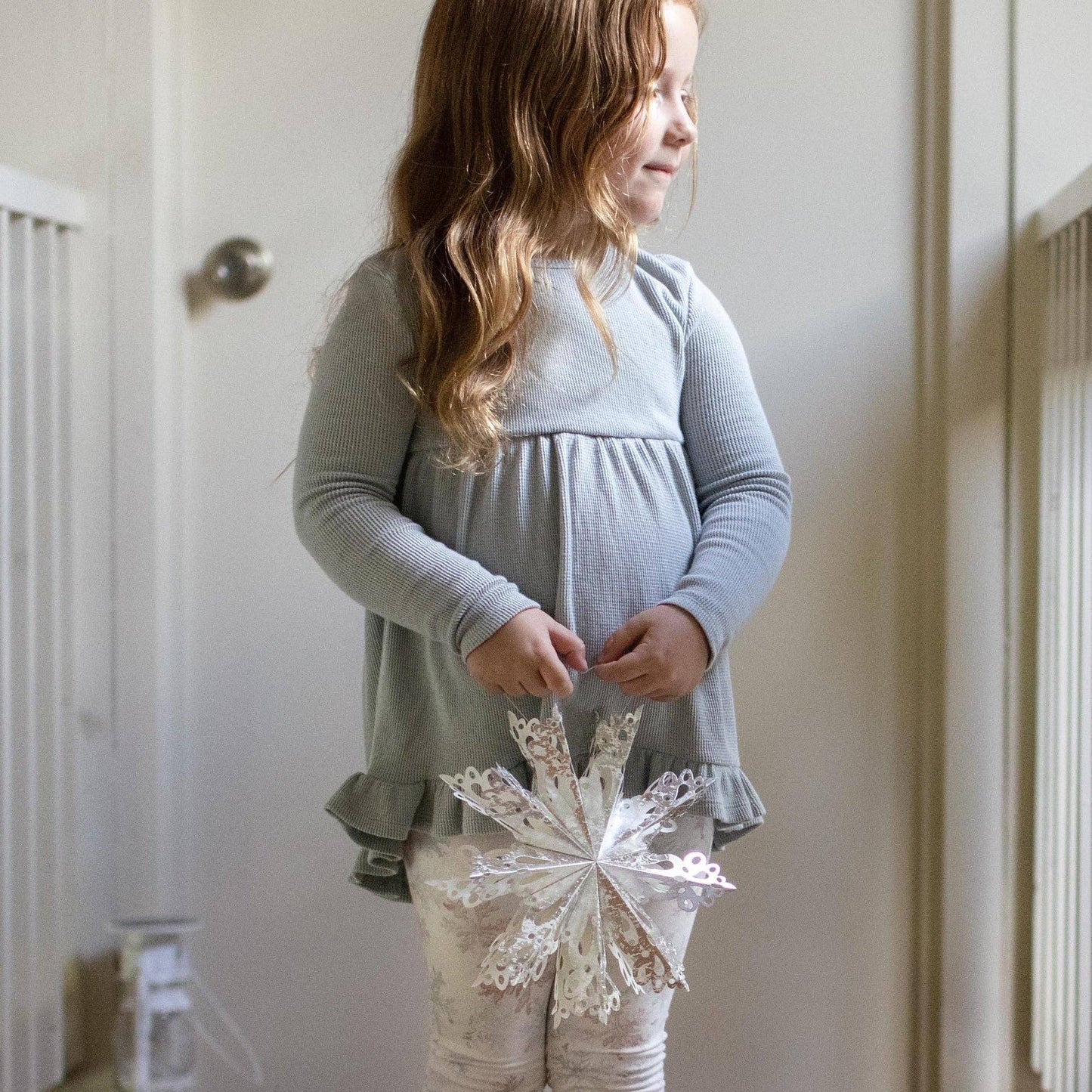 Snowflake Flurries Organic Tunic & Pants Set
: 18M