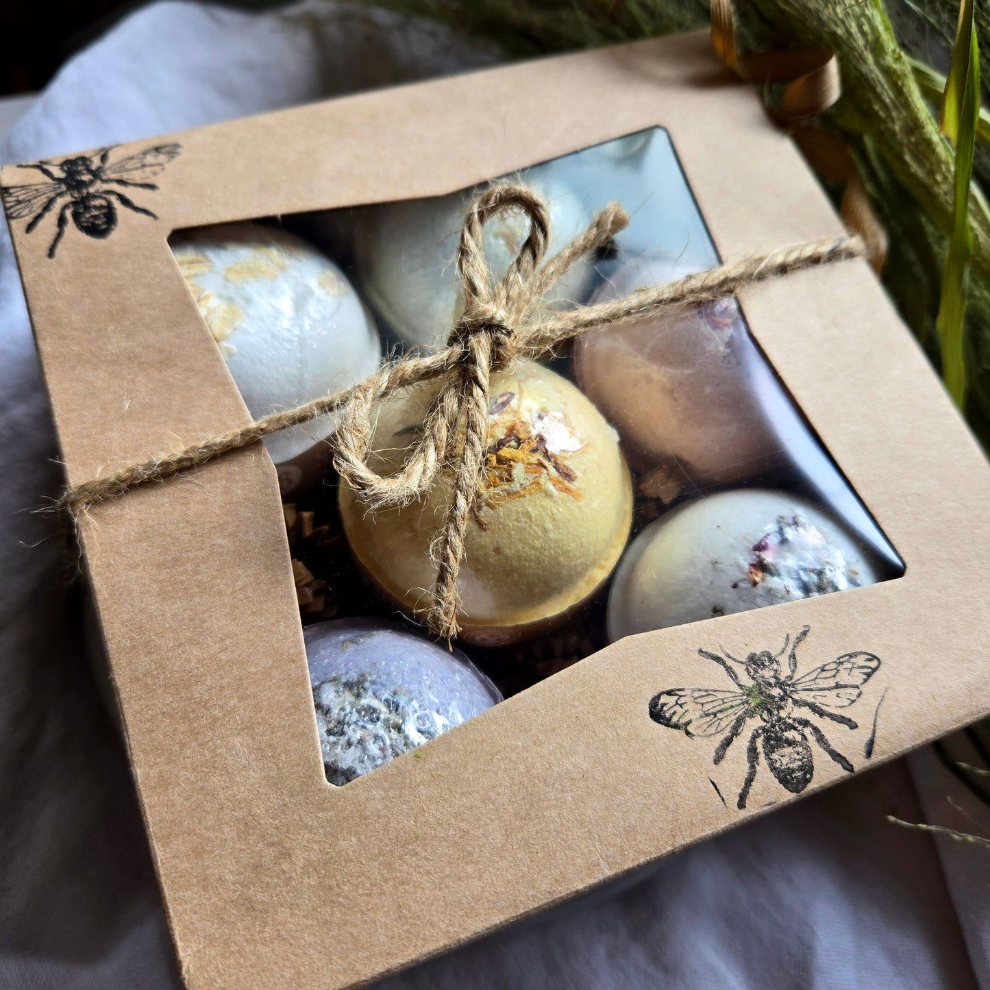 BATH BOMB GIFT SET