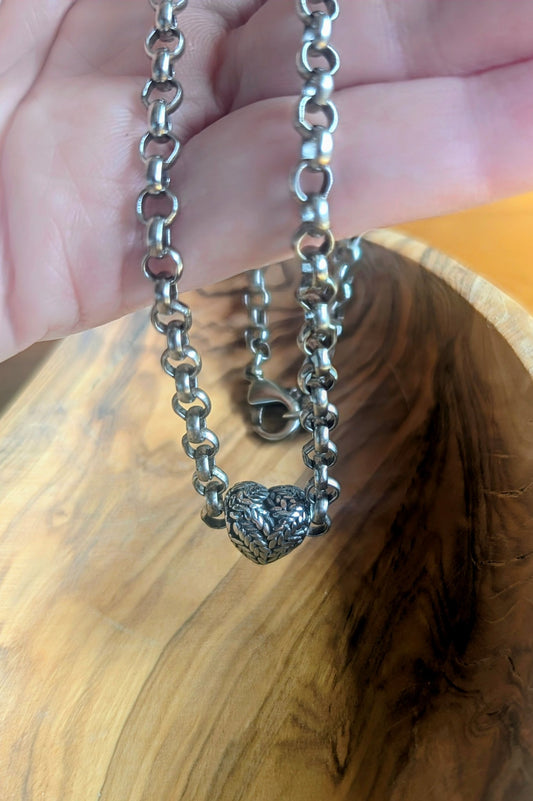 683141a372fd2b06bf9be0b8_antique-stainless-steet-rolo-necklace-with-antique-heart-charm_1749169394617.jpg
