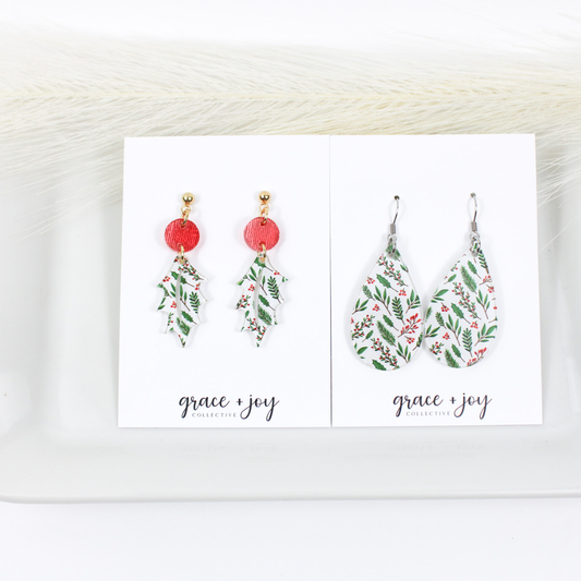 Christmas holly earrings, Christmas earrings teardrop: Holly